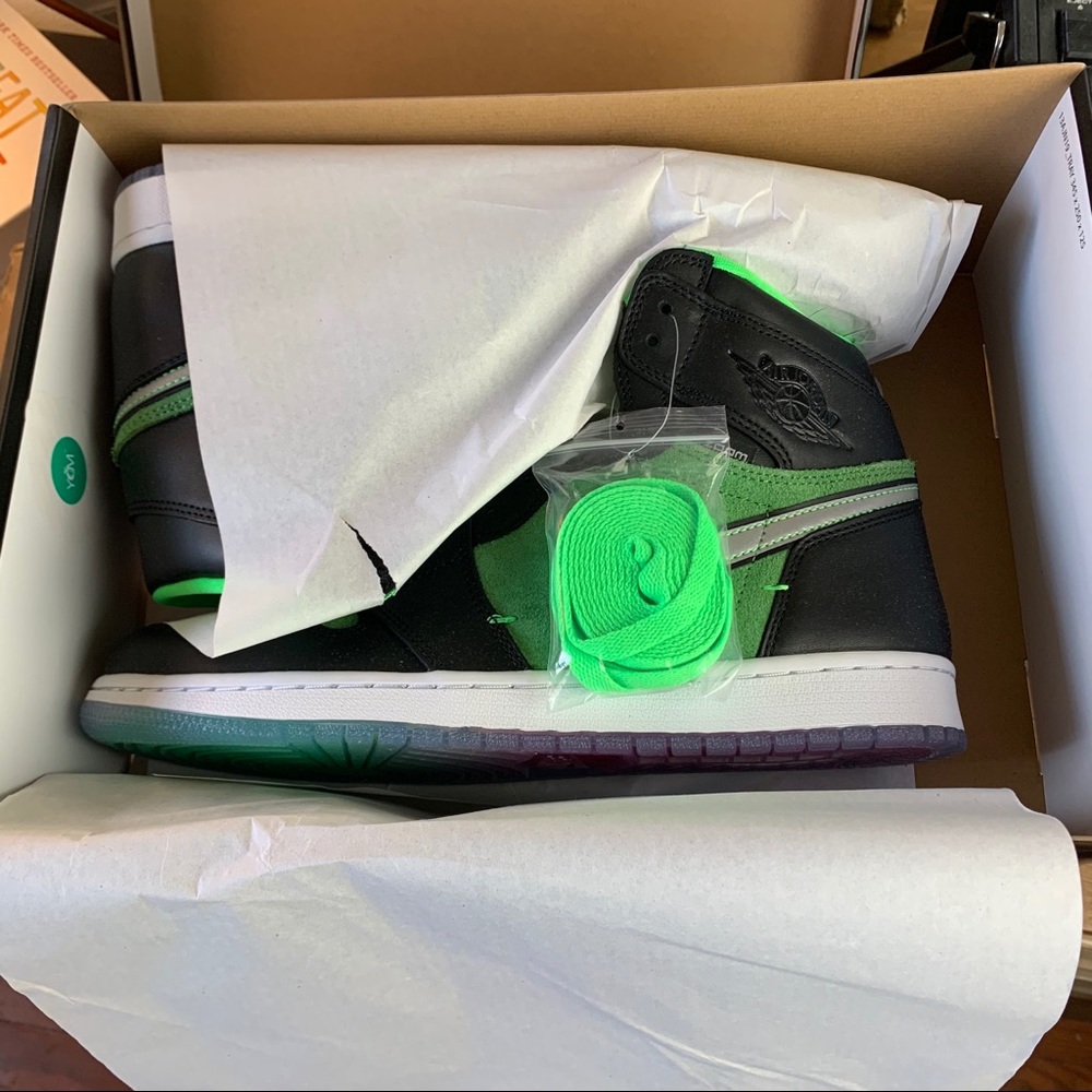 JORDAN 1 RETRO HIGH ZOOM ZEN GREEN 
CK6637-002